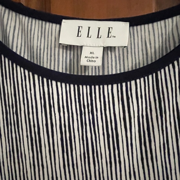 NWT navy white stripe cold shoulder dress - Picture 2 of 5